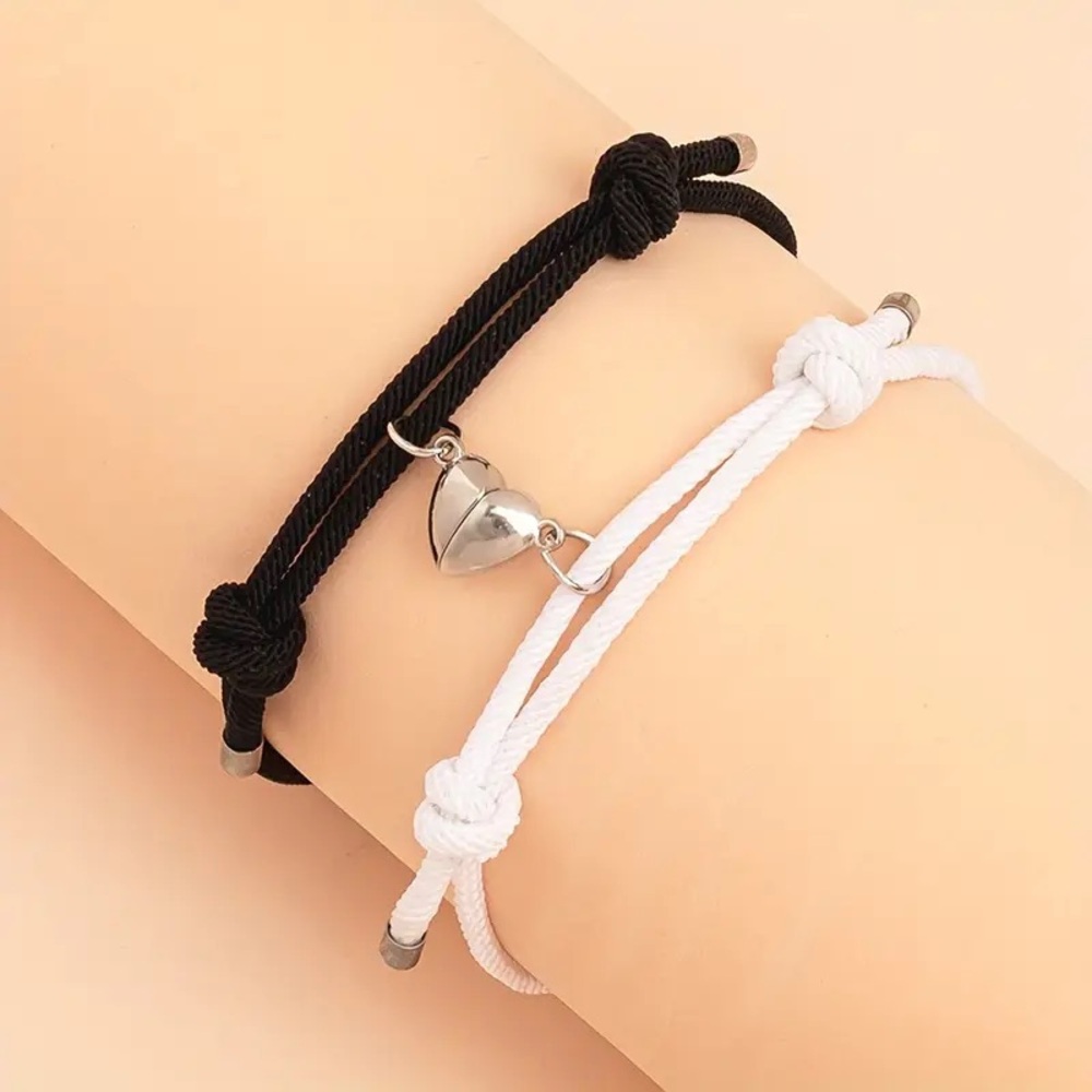 2pcs Couple Bracelet Set with Heart Magnetic Buckle -Black/White-Polyester